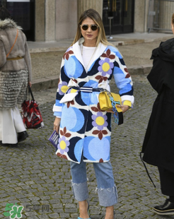 prada緞帶包好看嗎？普拉達(dá)緞帶包怎么樣？