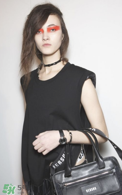 versace2017新品好看嗎？范思哲2017新款怎么樣？