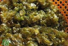 地木耳的營養(yǎng)價(jià)值_地木耳的功效與作用及食用方法