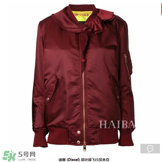 白百合紅色外套是什么牌子？白百合紅色外套是哪個品牌？