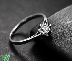 鉑金戒指容易刮花嗎？鉑金戒指刮花了怎么辦？