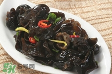 黑木耳是堿性食物嗎？黑木耳是酸性還是堿性？