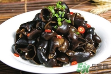 泡黑木耳用什么水泡？泡木耳用熱水還是涼水？