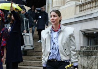 寬肩外套怎么搭配？寬肩外套怎么搭配好看？