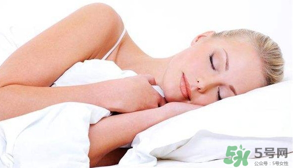 手腳發(fā)麻吃什么食物？手腳發(fā)麻吃什么藥最好