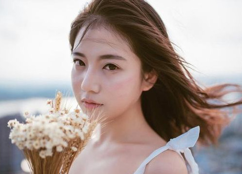 后背長痘怎么辦？后背長痘痘是怎么治