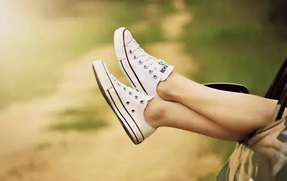 小腿突然抽筋怎么辦？睡覺時(shí)小腿突然抽筋