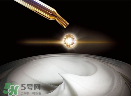 雅詩蘭黛小棕蜜精華油好用嗎?雅詩蘭黛小棕蜜怎么樣? 雅詩蘭黛小棕蜜精華油好用嗎?雅詩蘭黛小棕蜜怎么樣?