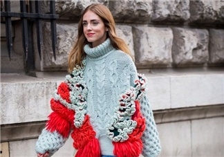 春天穿毛衣怎么搭配？春天穿毛衣怎么搭配好看？