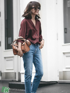 loewe puzzle怎么背好看？loewe puzzle怎么搭配好看？