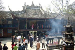 清明節(jié)吃什么食物？清明節(jié)吃什么傳統(tǒng)食物？