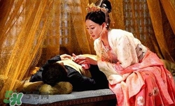 皇帝們的第一次給了誰(shuí)？