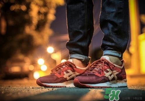 亞瑟士和耐克哪個好？asics和nike跑鞋哪個更好？