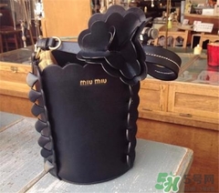 miumiu水桶包怎么搭配？miumiu水桶包怎么搭配好看？