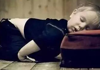 晚上睡覺經(jīng)常做夢(mèng)怎么辦？為什么晚上睡覺老做夢(mèng)