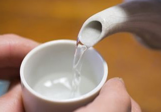 隔夜水能喝嗎？隔夜水能不能喝