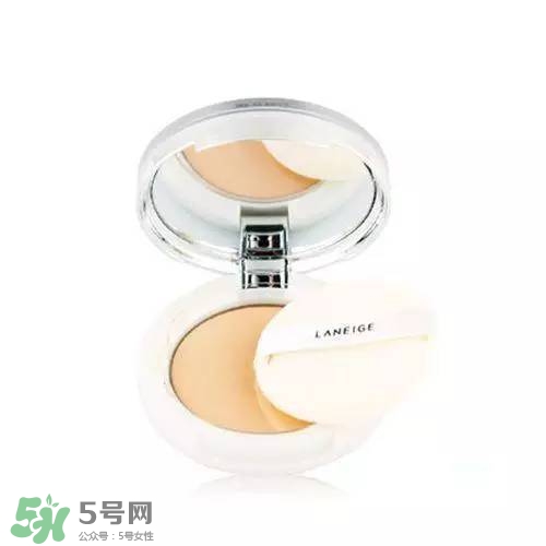 2017粉餅?zāi)膫€牌子好？2017好用的粉餅推薦