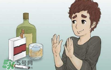 經(jīng)常胃痛會(huì)不會(huì)得胃癌？經(jīng)常胃痛會(huì)引起胃癌嗎