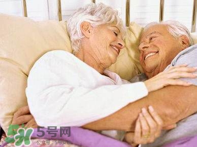 老年人還能性生活嗎？老年人的性生活需要注意什么？