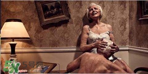 老年人還能性生活嗎？老年人的性生活需要注意什么？