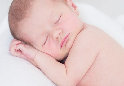 新生兒臉上長脂肪粒怎么辦 新生兒臉上長脂肪粒什么原因 新生兒臉上長脂肪粒怎么辦 新生兒臉上長脂肪粒什么原因