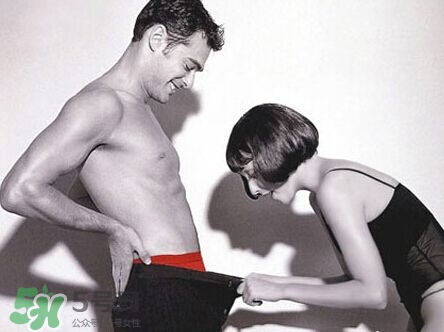 中年夫妻如何進行性生話？中年夫妻性生活每周幾次