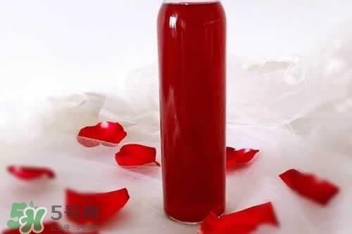 玫瑰水可以天天用嗎？玫瑰水多久用一次比較好？