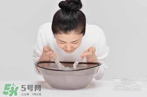 玫瑰水可以天天用嗎？玫瑰水多久用一次比較好？