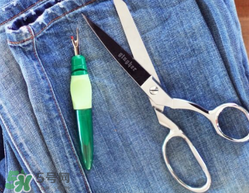 毛邊牛仔褲可以自己剪嗎？毛邊牛仔褲怎么剪？