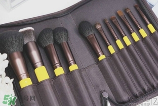 受受狼小黃鴨化妝刷怎么樣？受受狼小黃鴨化妝刷多少錢？