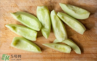 香瓜的功效與作用及禁忌 香瓜的功效與作用及食用方法 香瓜的功效與作用及禁忌 香瓜的功效與作用及食用方法