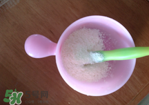 亨氏米粉怎么沖調(diào)？亨氏米粉沖調(diào)方法