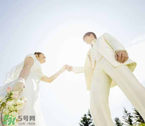 2017年5月哪天結(jié)婚好？2017年5月結(jié)婚黃道吉日