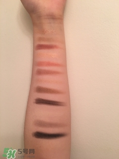 九盤網(wǎng)紅眼影盤試色評測 網(wǎng)紅眼影盤推薦 九盤網(wǎng)紅眼影盤試色評測 網(wǎng)紅眼影盤推薦