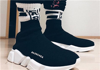 今年流行乾隆皇帝的鞋是什么鞋？乾隆皇帝的鞋就是襪子鞋嗎？