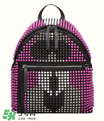 芬迪小怪獸雙肩包尺寸 芬迪小怪獸雙肩包哪個(gè)尺寸好 芬迪小怪獸雙肩包尺寸 芬迪小怪獸雙肩包哪個(gè)尺寸好