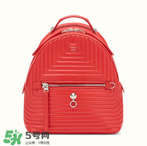 芬迪小怪獸雙肩包尺寸 芬迪小怪獸雙肩包哪個(gè)尺寸好 芬迪小怪獸雙肩包尺寸 芬迪小怪獸雙肩包哪個(gè)尺寸好