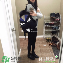 芬迪小怪獸雙肩包尺寸 芬迪小怪獸雙肩包哪個(gè)尺寸好 芬迪小怪獸雙肩包尺寸 芬迪小怪獸雙肩包哪個(gè)尺寸好