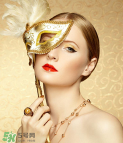 為什么割完雙眼皮后眼睛睜不開？割完雙眼皮后眼睛睜不開是什么原因？