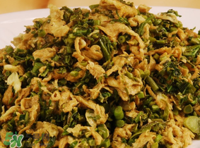 香椿炒雞蛋用焯水嗎？香椿炒雞蛋怎么焯水？