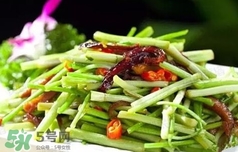 水芹菜怎么吃？水芹菜的做法
