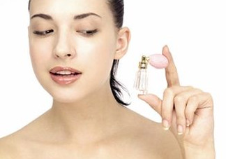 毛囊炎涂什么藥膏最好？毛囊炎用什么藥膏最好