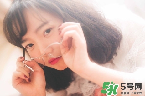 毛囊炎有哪些癥狀？毛囊炎的癥狀