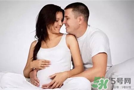 孕期高潮宮縮會怎樣？孕期高潮對小孩有害嗎？