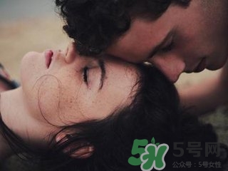 體外射精懷孕幾率大嗎？體外射精有什么危害嗎？