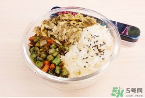 香椿炒雞蛋高血壓能吃嗎？香椿炒雞蛋是否增血壓？