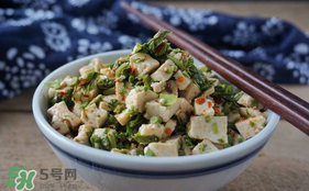 香椿炒豆腐怎么做好吃？香椿炒豆腐的做法