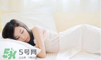 女性經(jīng)期性欲太強(qiáng)怎么辦？經(jīng)期行房有什么害處？