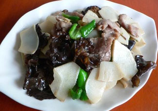 竹筍和木耳能一起吃嗎？竹筍炒木耳的做法