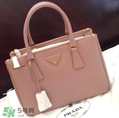 prada是哪個(gè)國(guó)家的品牌？prada普拉達(dá)是哪里的牌子？